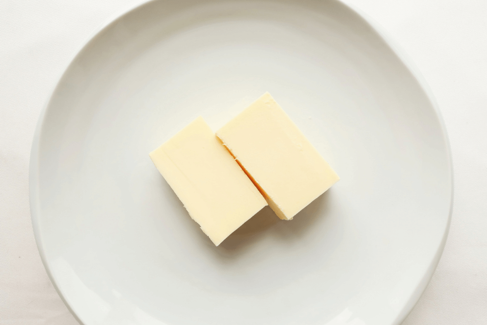 バターとマーガリンの違いや作り方、歴史を解説