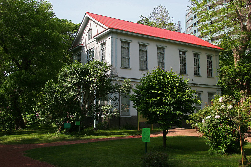 北海道大学植物園宮部金吾記念館のクラーク像
