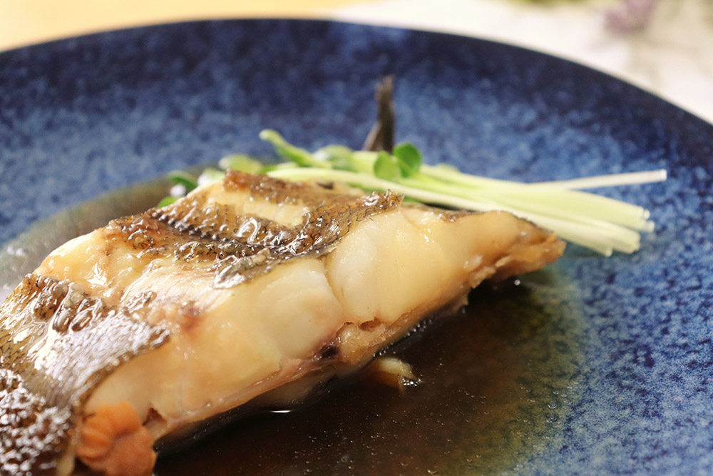 ご飯に合う定番おかずランキング【魚編】カレイの煮付け