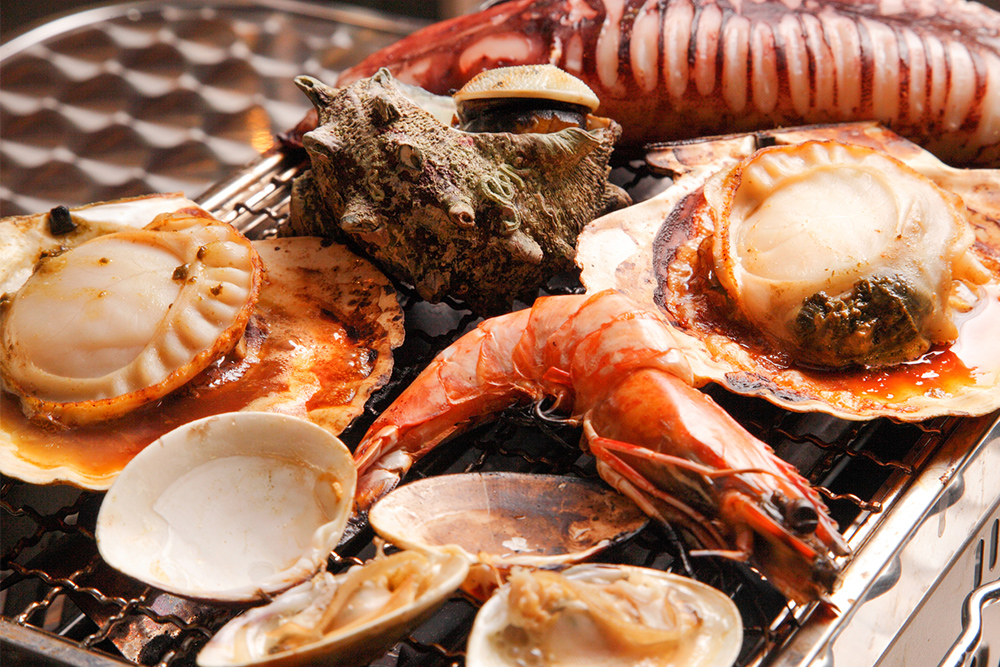 海鮮バーベキューのおすすめ定番食材12選！焼き方や食べ方も紹介の画像