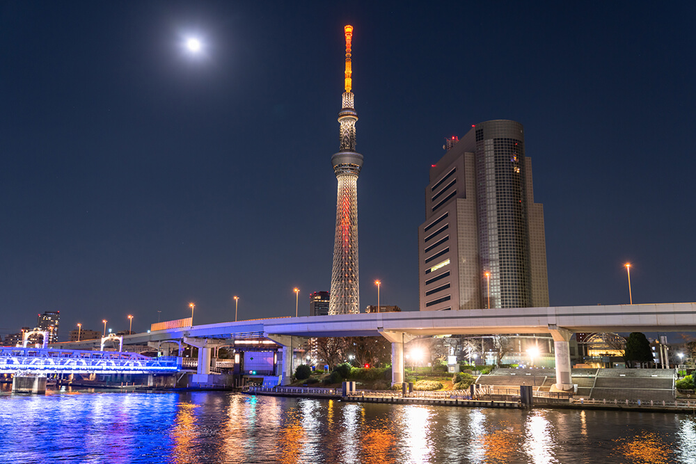 東京スカイツリーと中秋の名月