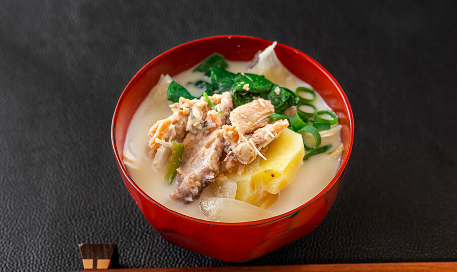 牛乳の入った味噌汁