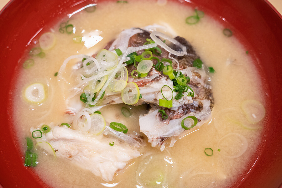 鯛の味噌汁